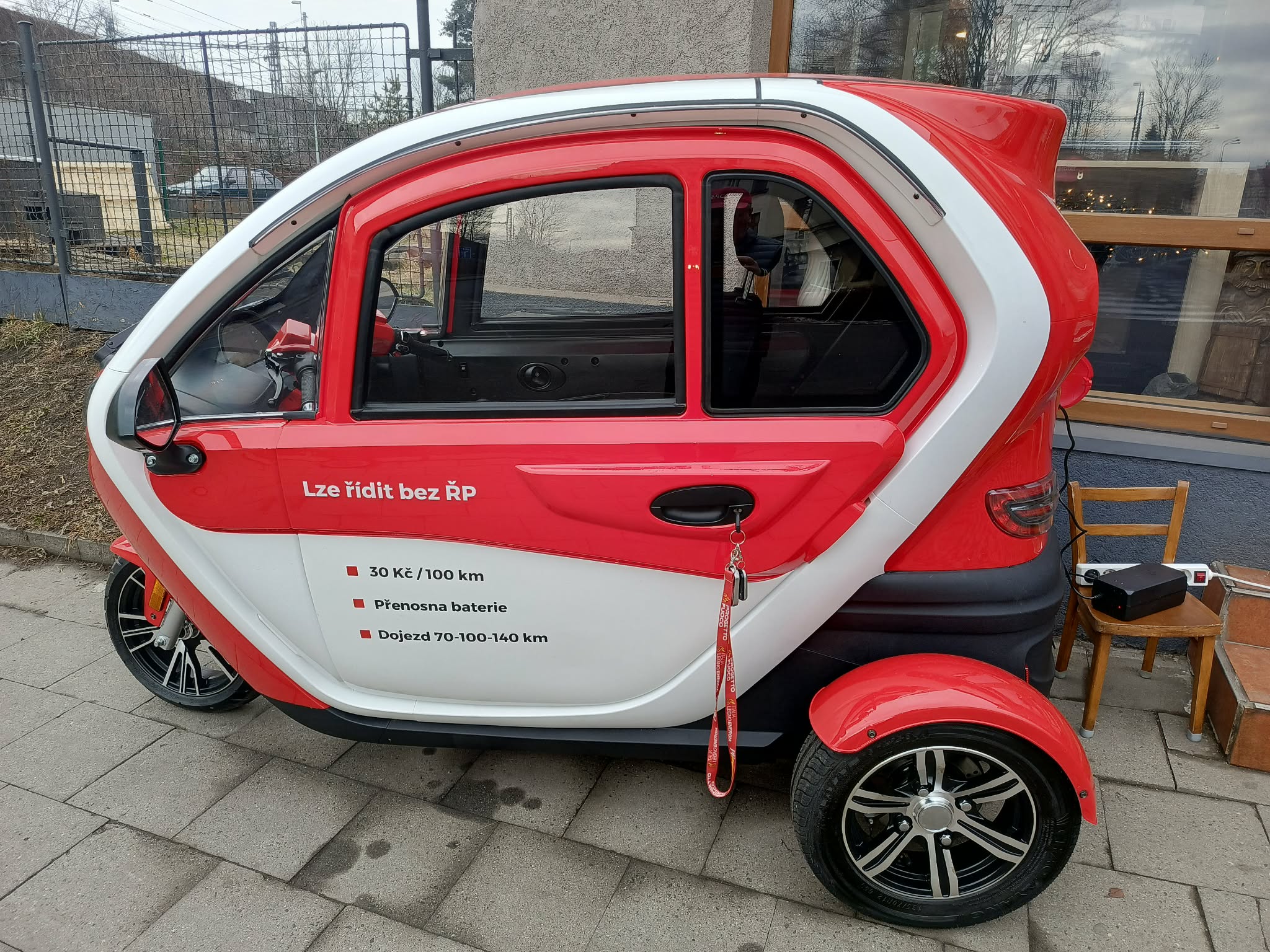 Elblesk Tříkolka do 25/45 km/h, Přenosná Li-Ion batérie